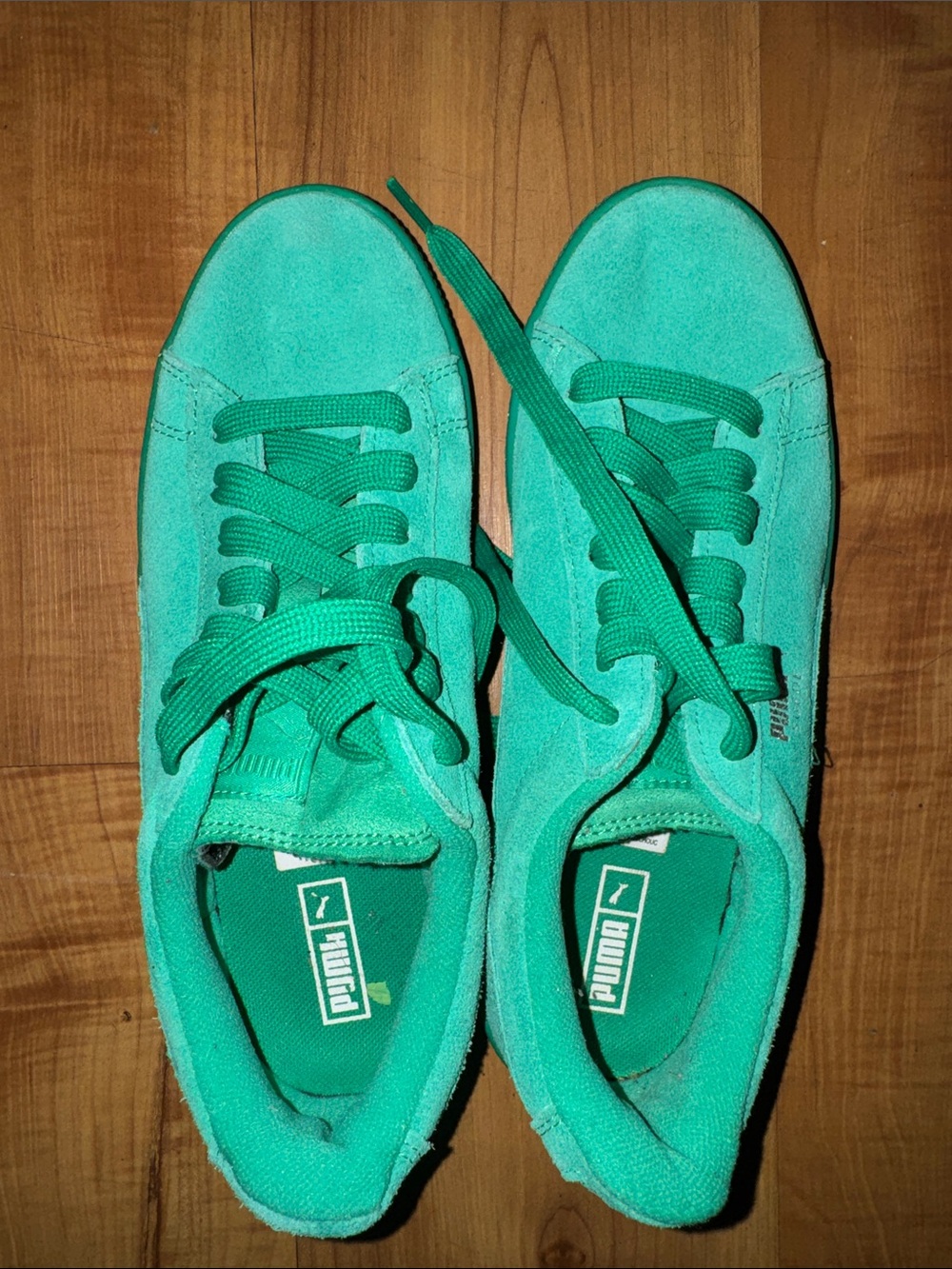 Puma Women's green Suede Low-Top Sneakers(12)